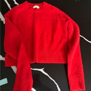 Universal Thread Vibrant Red Crew Neck Sweater